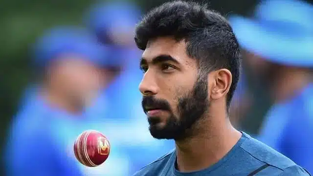 Jasprit Bumrah help Pakistani bowler internally