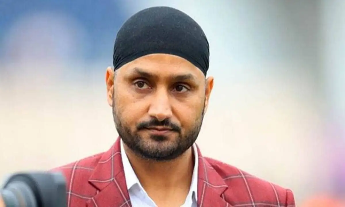 Asia Cup 2025: Harbhajan Picks Squad, Drops Sanju Samson, Backs Shreyas Iyer