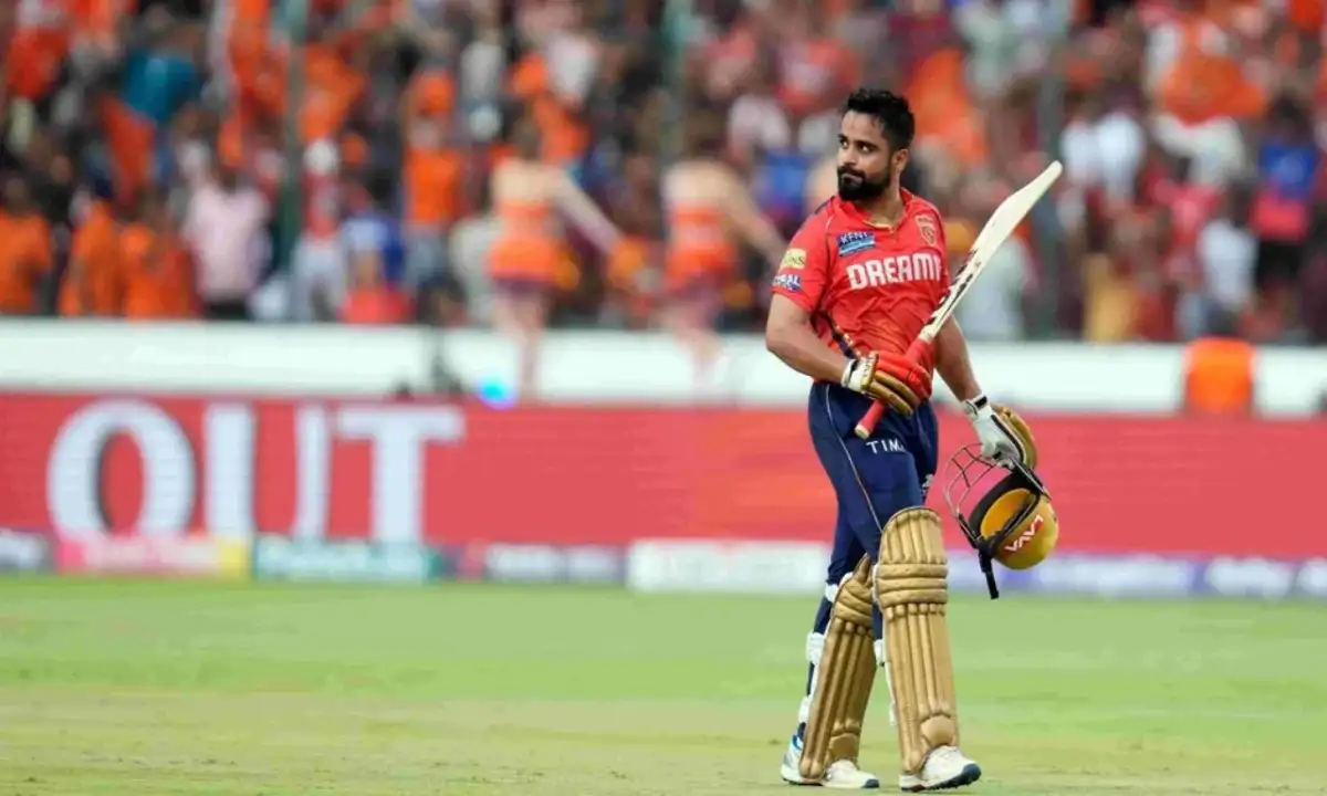 Prabhsimran Singh Snubs Shreyas Iyer, Picks MS Dhoni as Captain in All-Time IPL XI