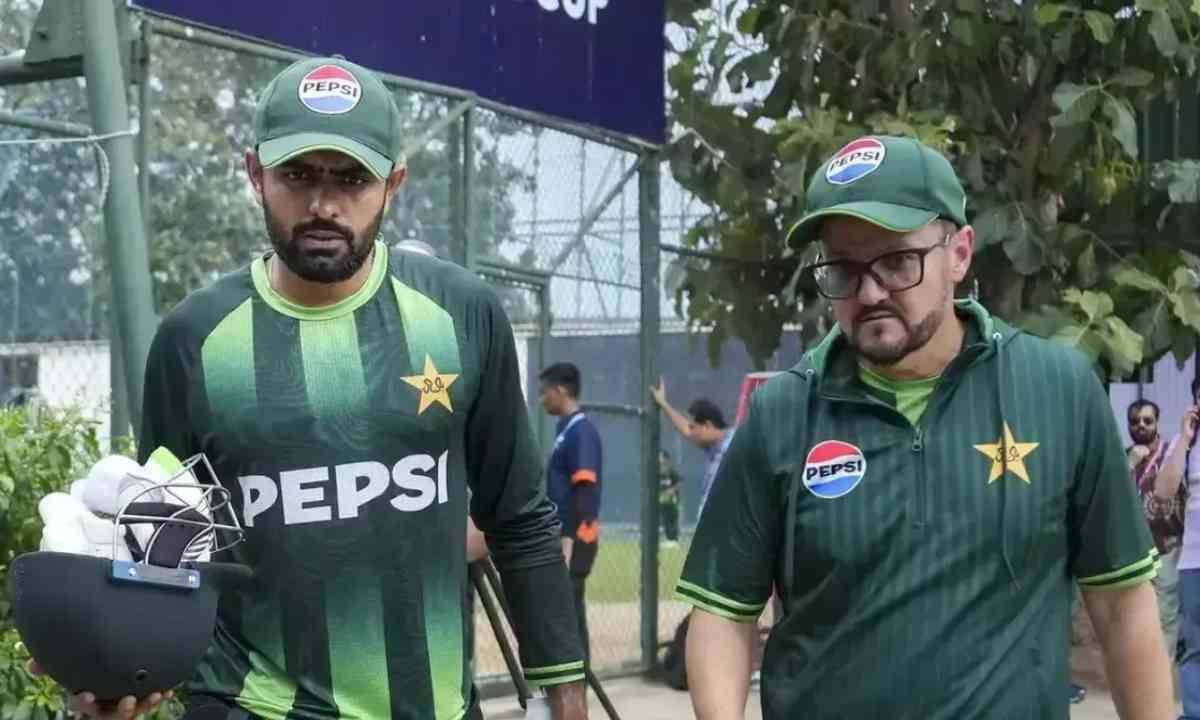 Mike Hesson Reveals Truth on Babar’s Strike Rate and ahead NZ Match